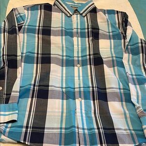 Casual Blue and White Plaid Button-Down Shirt